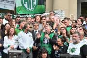 Nación y Provincia: la Justicia suspende el decreto de Milei que eliminaba el feriado de empleados estatales