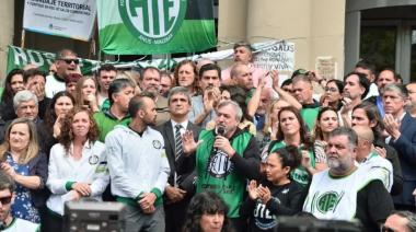 Nación y Provincia: la Justicia suspende el decreto de Milei que eliminaba el feriado de empleados estatales