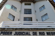 Escándalo en el Woodville: condenan al colegio a pagar millones de pesos por acoso