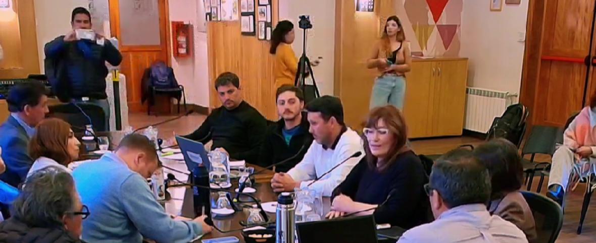 El Concejo se dividió por el proceso del Plan Director de Catedral y el debate derivó en cruces duros entre bloques