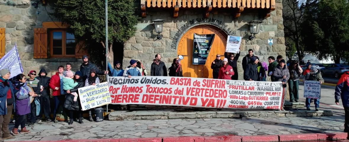 "El vertedero nos envenena": otra marcha para exigir una solución definitiva