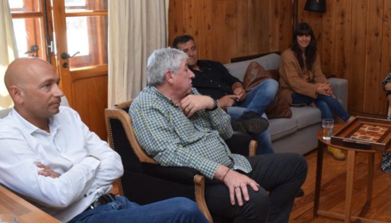 "No hay pedido formal de aumento al pase de esquí," afirma Domínguez, presidente del EAMCEC