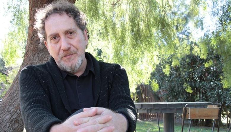 “La educación como posibilidad de multiplicar destinos”. El pedagogo Carlos Skliar visitará Bariloche