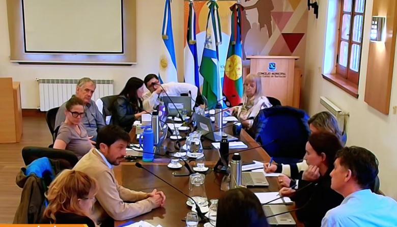 ¿Qué opinan los concejales de la legalidad del referendum?