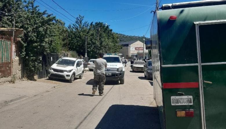 Una mujer policía se quitó la vida en el barrio Quimey Hue