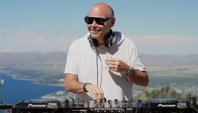 Empresario hotelero de Bariloche habría reclutado a los "prestanombres" que canalizaron US$42 millones desviados de la AFA