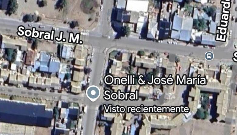 Golpes, piedras y amenazas: imputaron a un hombre por robo en banda en plena vía pública