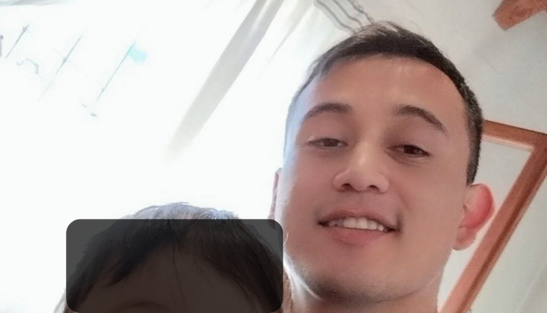 Un policía le rompió los vidrios del auto, la arrastró por el piso y la persiguió por las calles hasta que un vecino la escondió