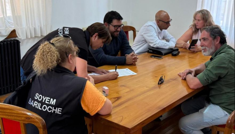 Municipio y SOYEM acordaron sumar al básico 250.000 pesos en cuotas: ¿una paritaria histórica que pone fin al conflicto?