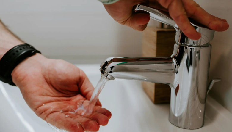 Bariloche: acciones simples para cuidar el agua ante la ola de calor