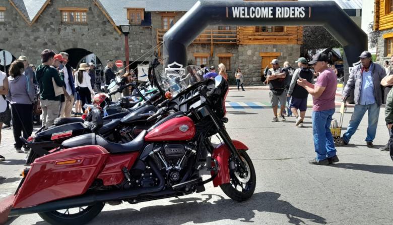 Décima edición del encuentro Harley Davidson: "No somos malos, somos carmelitas descalzas" (con camperas de cuero)