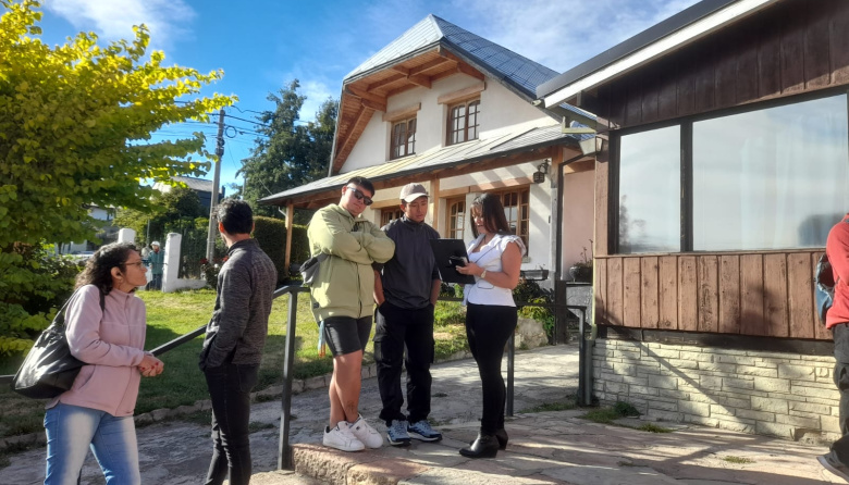 Ilusión, optimismo y una necesidad extrema: las voces de los sin tierra de Bariloche