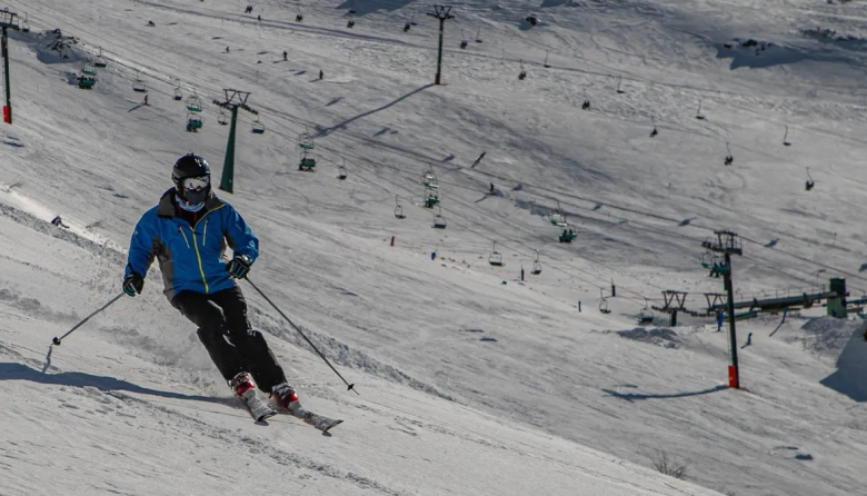 ​​​​​​​El STJ rechazó una demanda contra la ordenanza que habilita a egresados de Educación Física para enseñar esquí en Catedral