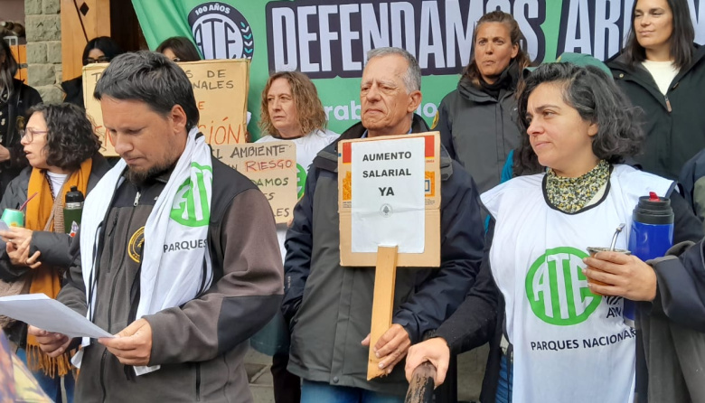 Trabajadores de Parques Nacionales denuncian vaciamiento: "nos sentimos como la orquesta del Titanic"