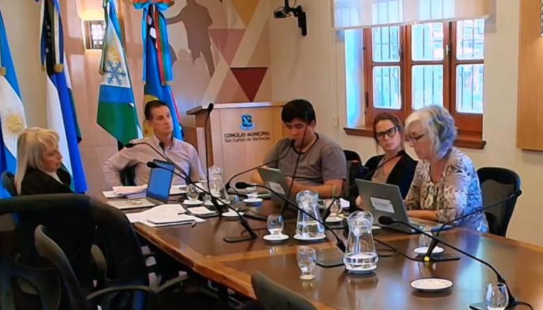 Totonelli pidió la renuncia "indeclinable" de los funcionarios que usaron violencia el lunes