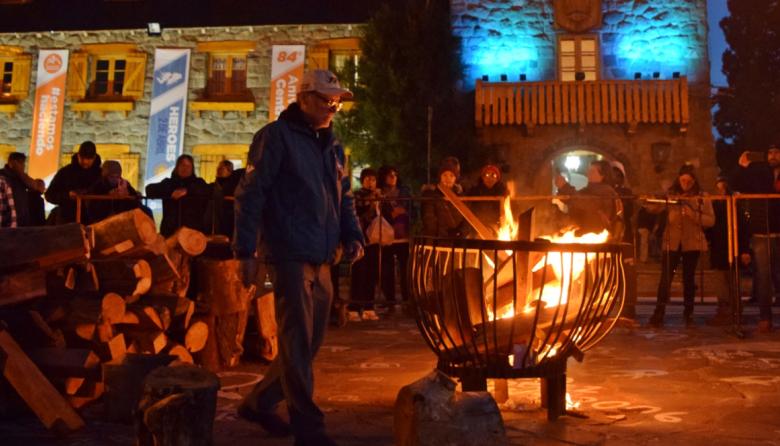 Bariloche conmemora Malvinas con vigilia, acto central y actividades abiertas a la comunidad