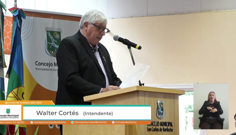 Cortés abrió las sesiones con un extenso balance de gestión y anunció obras para 2026 en todos los barrios