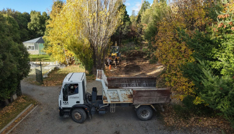 El Municipio avanza en la extensión de la red de gas en Villa Lago Gutiérrez