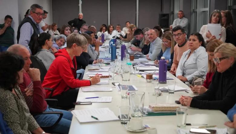 Gobierno y CGT, juntos: Río Negro avanza en la reforma laboral más importante de los últimos años