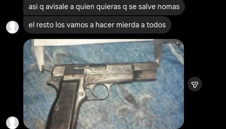 "El martes son todos boleta": ahora, también circulan amenazas y fotos de un arma entre estudiantes de la CEM 36