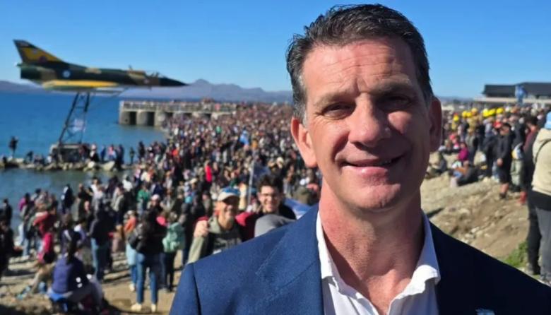 Cuatro voces en la plaza: así vivieron los barilochenses la noche de la ley de glaciares