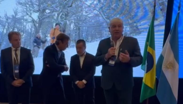 Cortés anunció en Brasil el precio del pase a Catedral: queda congelado en 160 mil