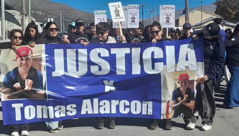 (Video) "Todavía lo sigo esperando": la familia de Tommy marchó, y exige la pena máxima para su asesino