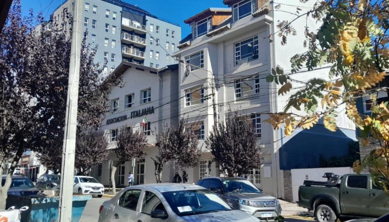 Amenaza de tiroteo en dos colegios privados: intervino la policía y las instituciones activaron protocolos de emergencia