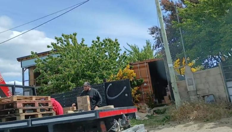 La directora de Inspección que tenía un depósito clandestino ahora es funcionaria política
