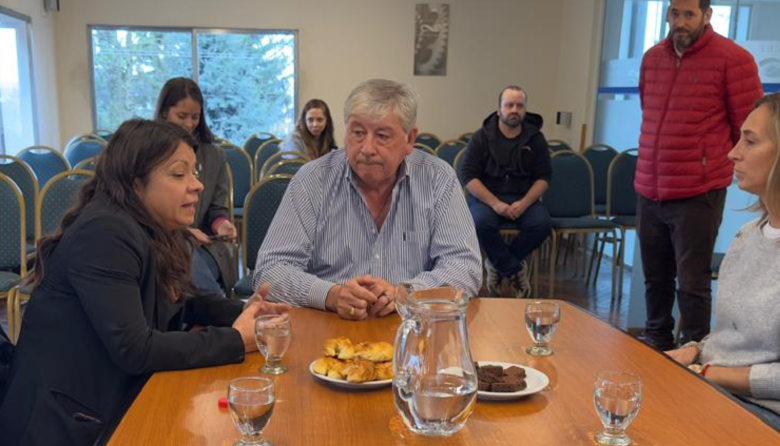 Cortés lanzó el primer Ecopunto de reciclaje en Bariloche: "vamos a separar totalmente la basura"