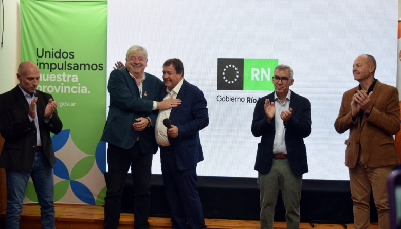 Puente Wiederhold, pavimento del acceso al aeropuerto y más obras: Provincia y Municipio firmaron convenios en Bariloche