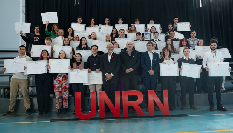 En un contexto de crisis la UNRN Sede Andina celebró nuevos egresos