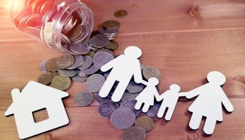 Una vecina de Bariloche obtuvo cuota alimentaria pese a convivir con su ex por problemas económicos