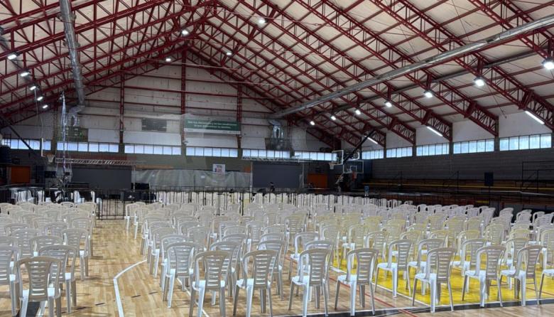 Fuerte operativo de seguridad para la audiencia pública por el desarrollo del Cerro Catedral