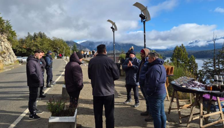 El Municipio desalojó a todos en el Punto Panorámico después de la cobertura de Bache3000