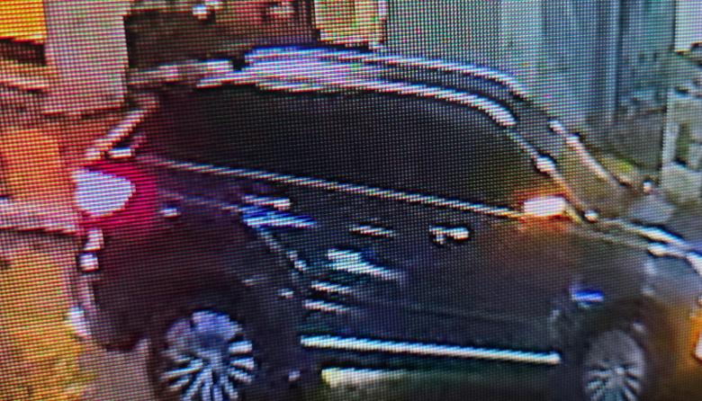 Lo conoció por Tinder, la llevó a un estacionamiento, intentó ahorcarla y le trabó las puertas del auto