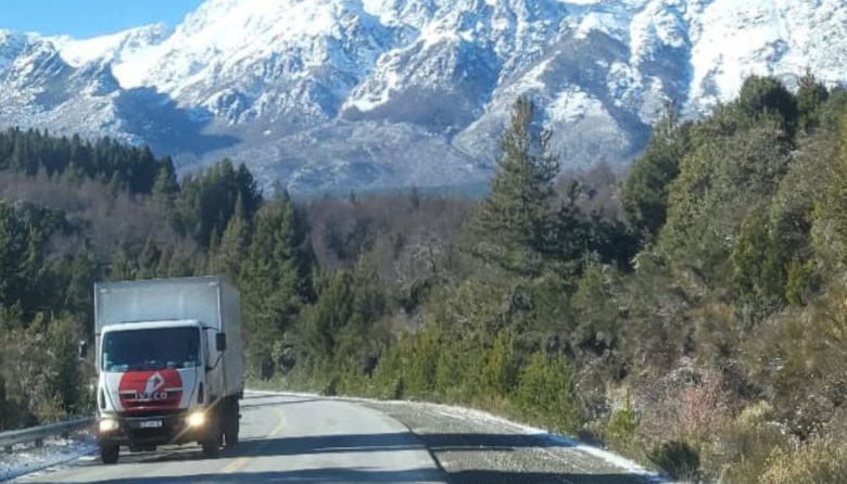 Mejora la ruta 40 entre Bariloche y El Bolsón pero piden precaución para la noche