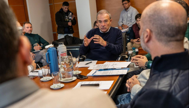 Bustillo, celulares en las aulas y ejecución penal: lo que Bariloche mira de la sesión de mañana en la Legislatura