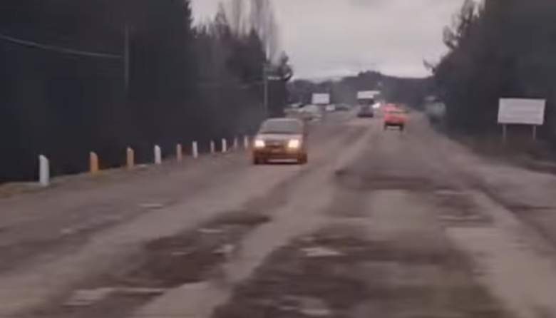 Crece la preocupación por el peligro que genera el estado de la Ruta 82, entre pozos, oscuridad y reclamos que no cesan