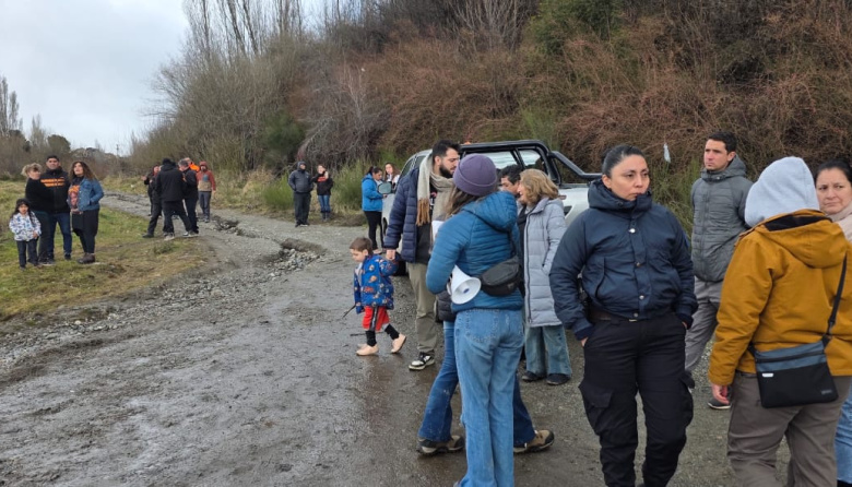 Un concejal fue a la Justicia para frenar una calle que avanza sobre un mallín en el Ñireco