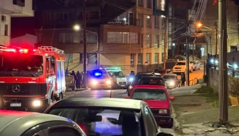 Murió una persona de un paro cardíaco en la esquina de Salta y Juan José Paso