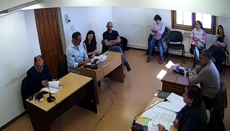 El juez se tomó tres días para decidir el futuro de la causa contra Catrigual Guerrero
