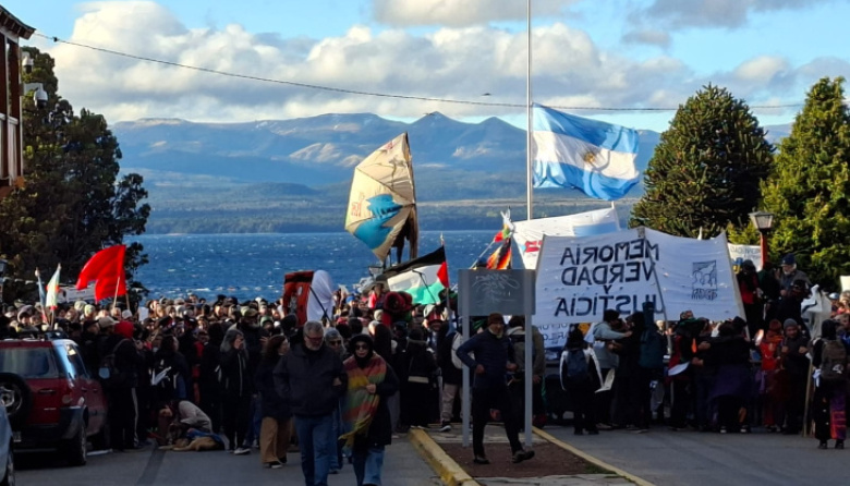 De punta a punta del país: Bariloche se suma a la Marcha de la Bronca