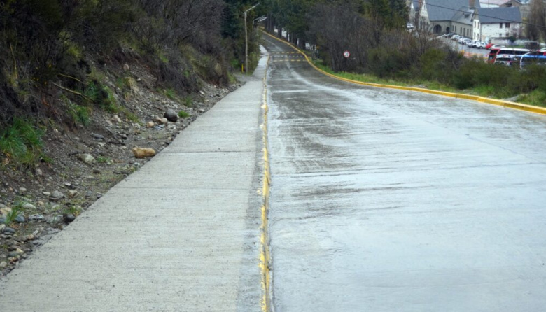 Una vereda de 700 metros en El Cóndor: el Municipio terminó la obra que los vecinos pedían hace años