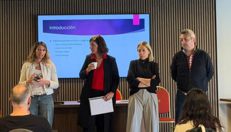 Ficha Limpia y control del gasto: los ejes de la capacitación de LLA para la Convención