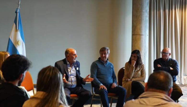 La Libertad Avanza reunió a sus candidatos y pidió “Vayan a votar el domingo 1 de noviembre”