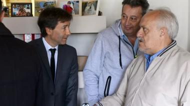 Vila firmó, Domínguez asesoró, ¿Ricchiardi cobró? Bariloche pagó