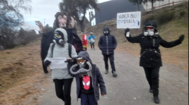 Frente Cultural Bariloche realizó encuentro artístico en respuesta a las políticas culturales del gobierno nacional