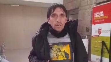 (Video) Perdió su casa esta semana, espera dormir en un shopping, y lucha por su pensión de discapacidad