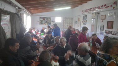 Solidaridad que se celebra: El Centro de Jubilados Rosa Mosqueta cerró su campaña solidaria con una fiesta